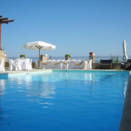 Yalis Hotel Votsi  Esterno foto