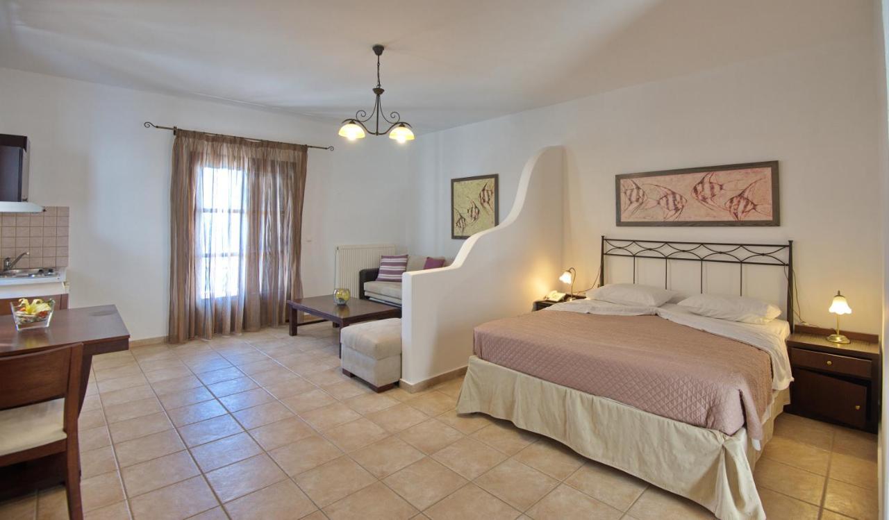 Yalis Hotel Votsi  Esterno foto