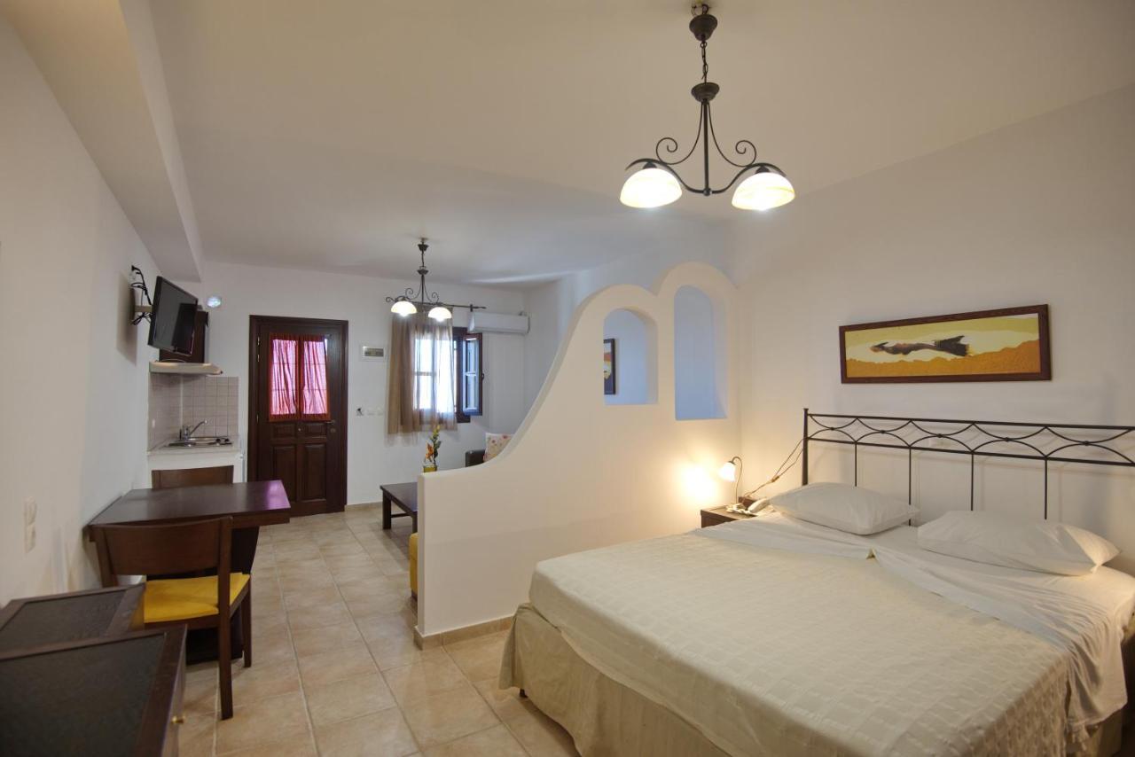 Yalis Hotel Votsi  Esterno foto