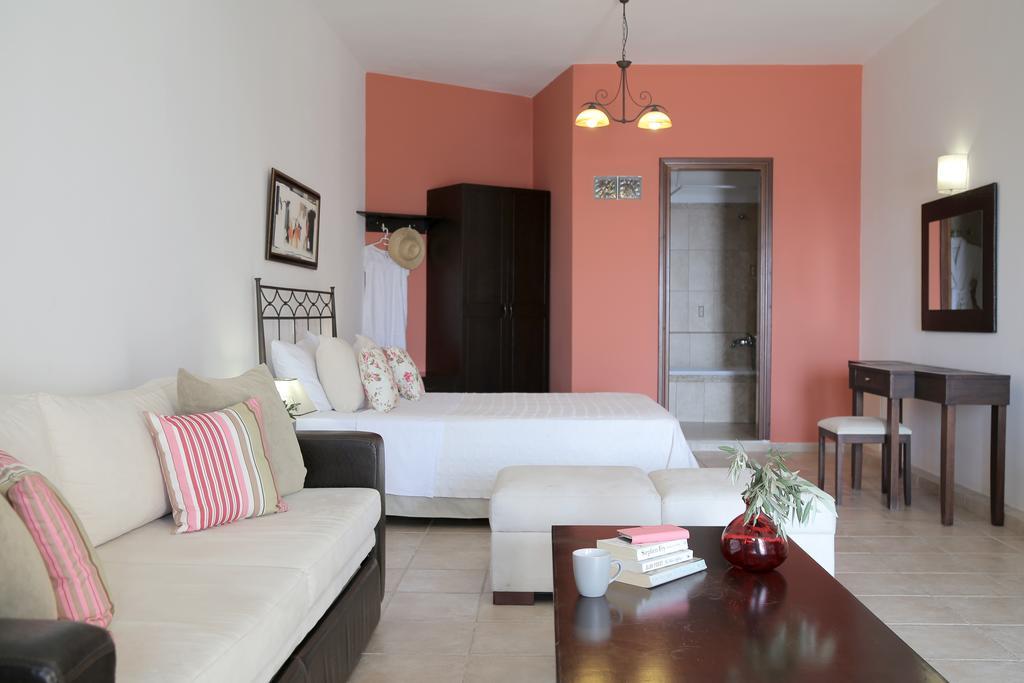 Yalis Hotel Votsi  Esterno foto