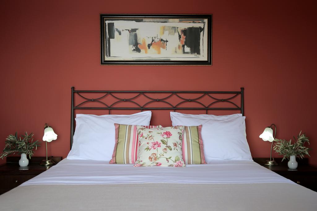 Yalis Hotel Votsi  Esterno foto